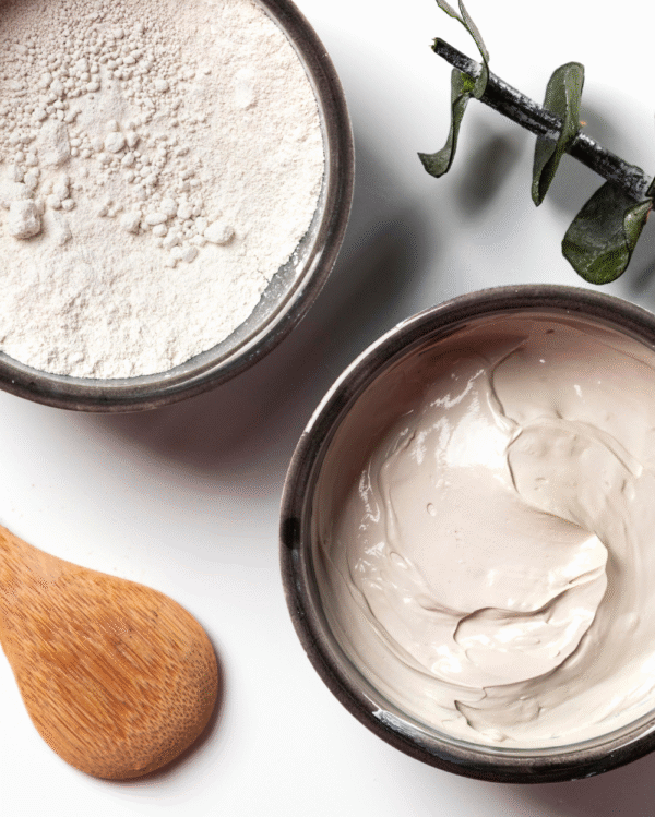 Pure kaolin clay for oil control and deep cleansing